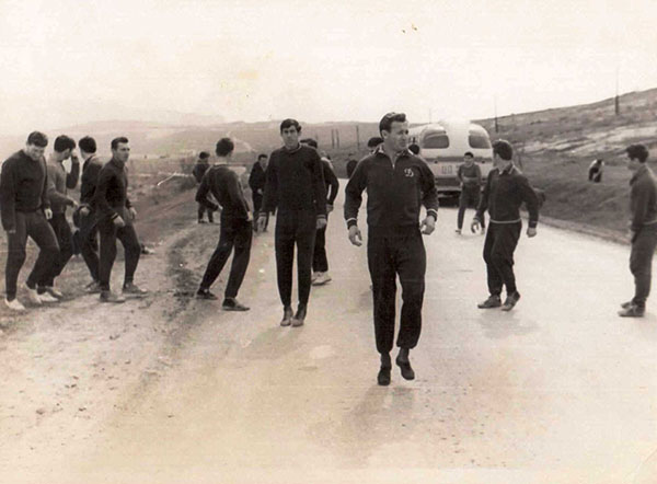 Команда Чайка 1964 г. Перед кроссом на Сапуне