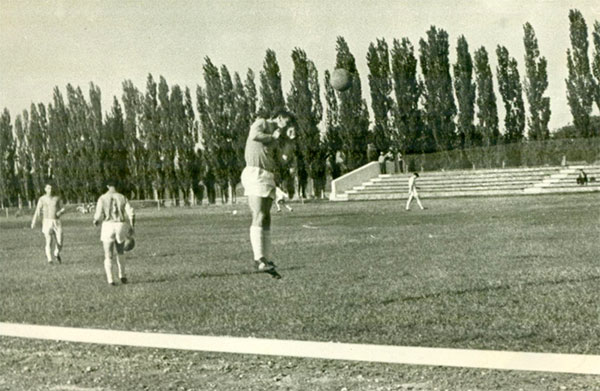 1969 г. г. Кореновск, разминка перед игрой