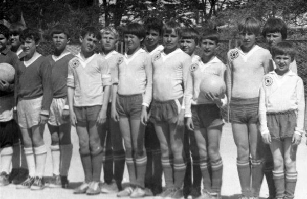 ВИКТОРИЯ. Открытие Кожаного мяча в 1977 году.