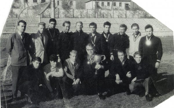 Металлист - Чемпион Украины 1965 года.