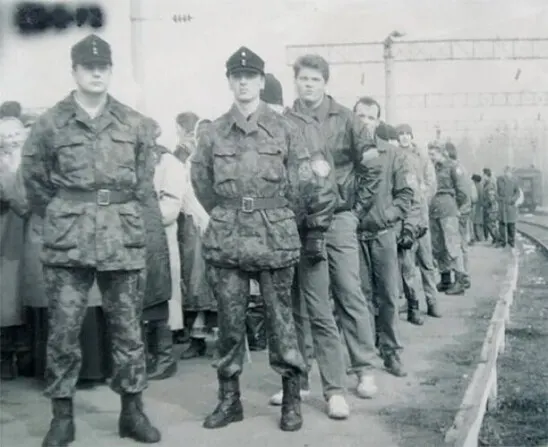 Бойцы УНСО в Инкермане. 1992 г.
