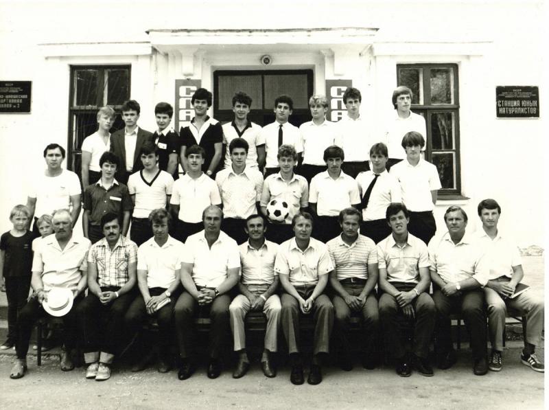 Выпуск. Команда 1968 г.р. и тренеры ДЮСШ № 3. 1985 год