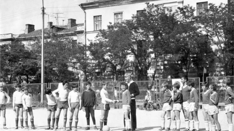 Кожаный мяч 1978 г. Игра Виктория -Горняк Балаклава