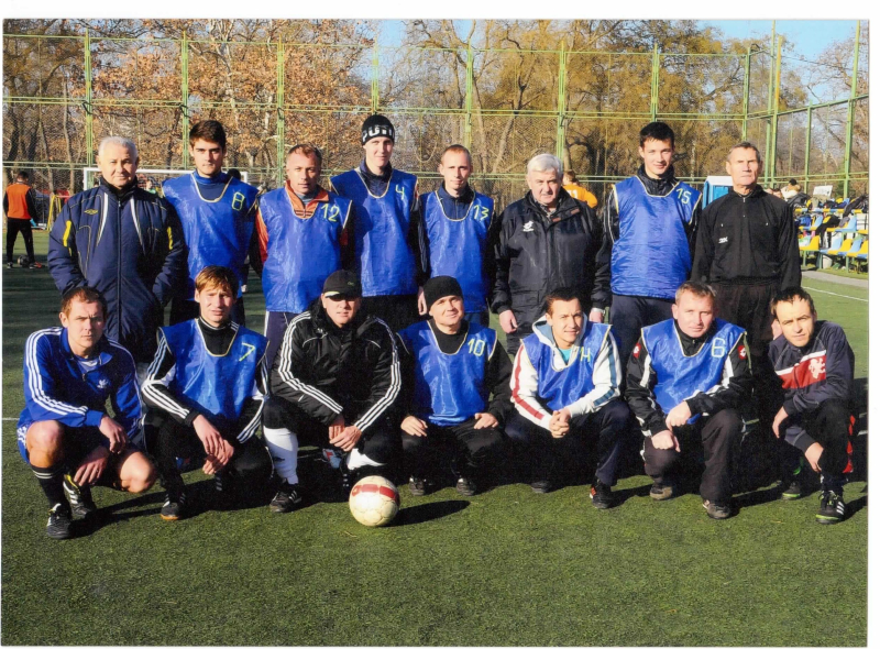 Команда АРБИТР на мини-футболе...