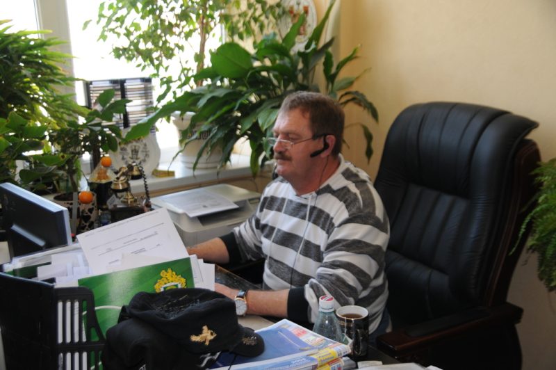 За работой над книгами