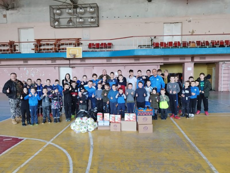 СВО Токмак. Вручение новогодних подарков детям