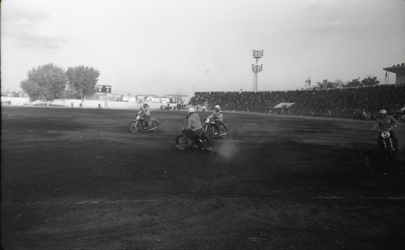 1969 год. Мотобол на стадионе Чайка!