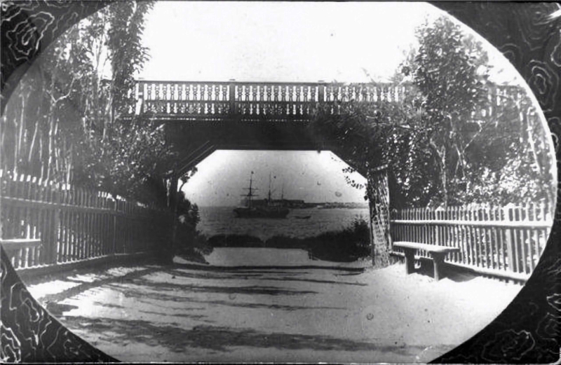 Мостик на Приморском бульваре. 1890 г
