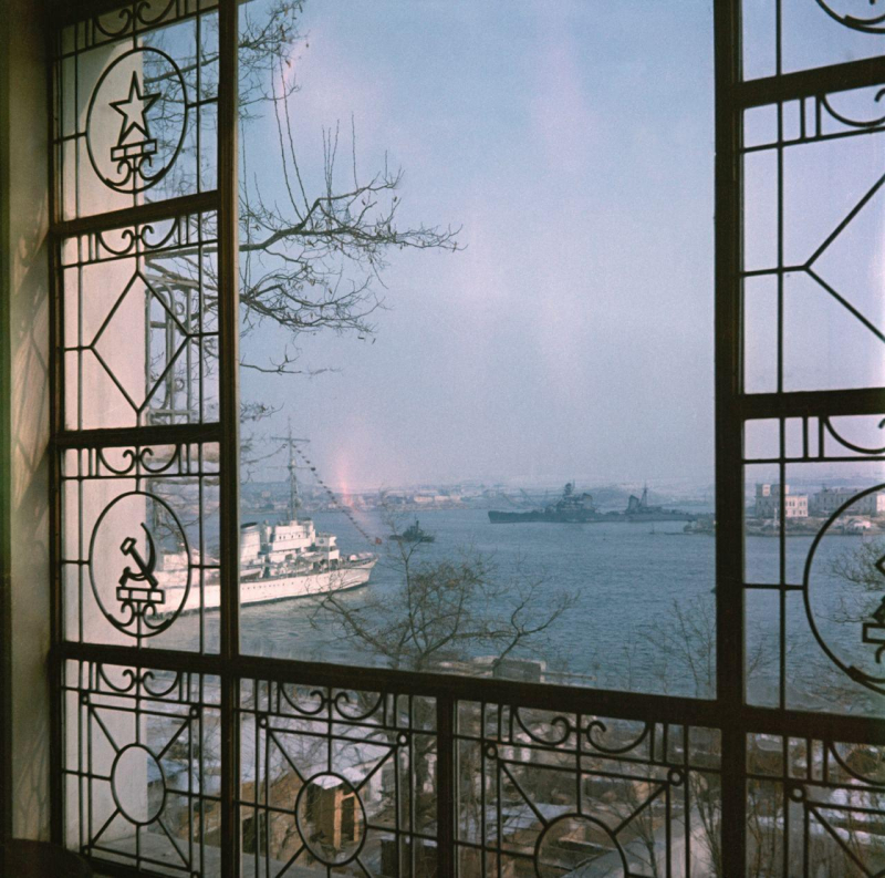 Вид на Севастопольский рейд из здания горкома КПСС. 1956 г.