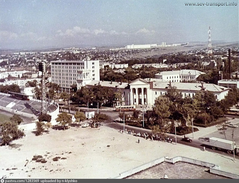 Площадь Восставших