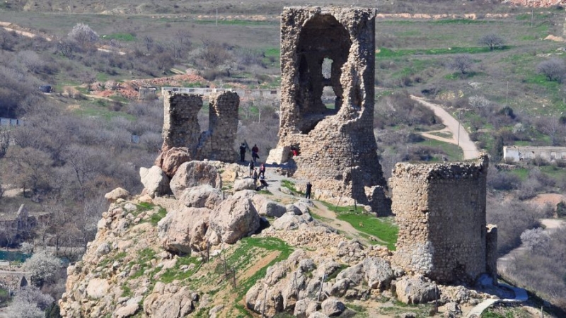 Балаклава. Крепость Чембало. генуэзская башня - донжон
