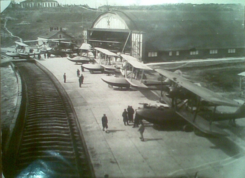 База гидроавиации. Бухта Матюшенко на Северной. 30-е годы.