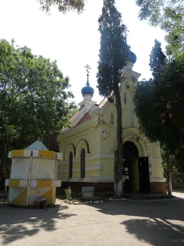 Часовня на старом городском кладбище