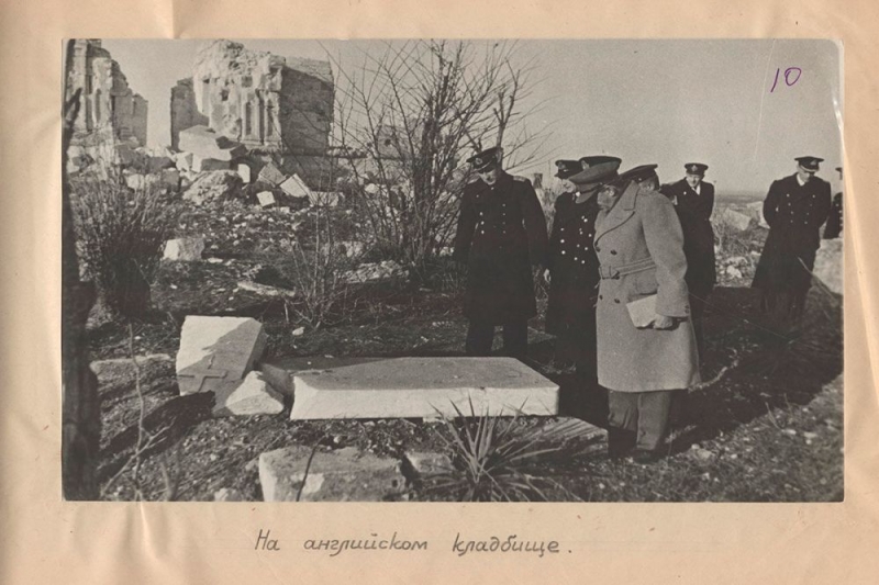 Черчиль на английском кладбище