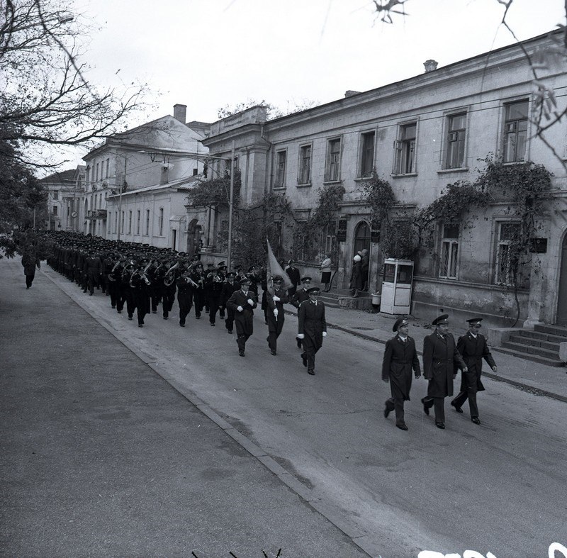 День советской милиции. Улица Пушкина 1981 г.