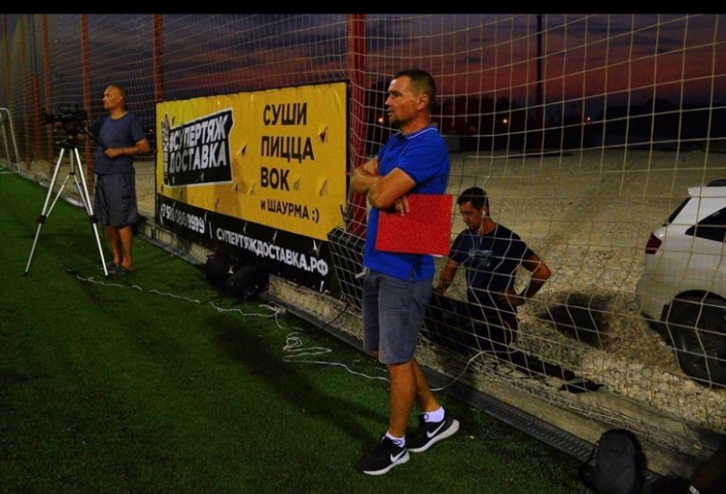 Эдуард Горохов - Коментатор во время матча СЛФЛ