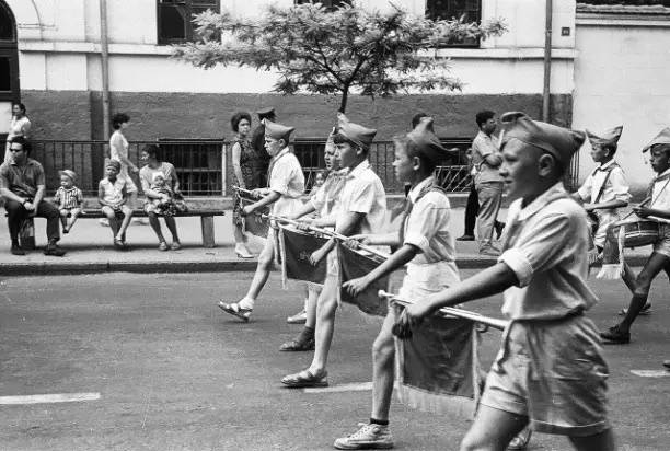 Севастополь. День пионерии. Горнисты - барабанщики