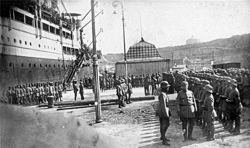 Кайзеровские войска в Южной бухте. 1919 год.