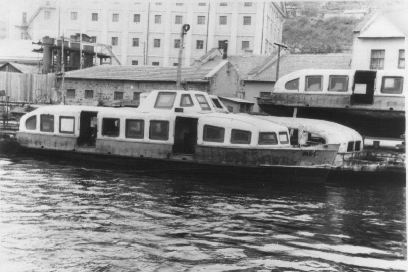 Катер коробка городских линий. Конец 60-х годов