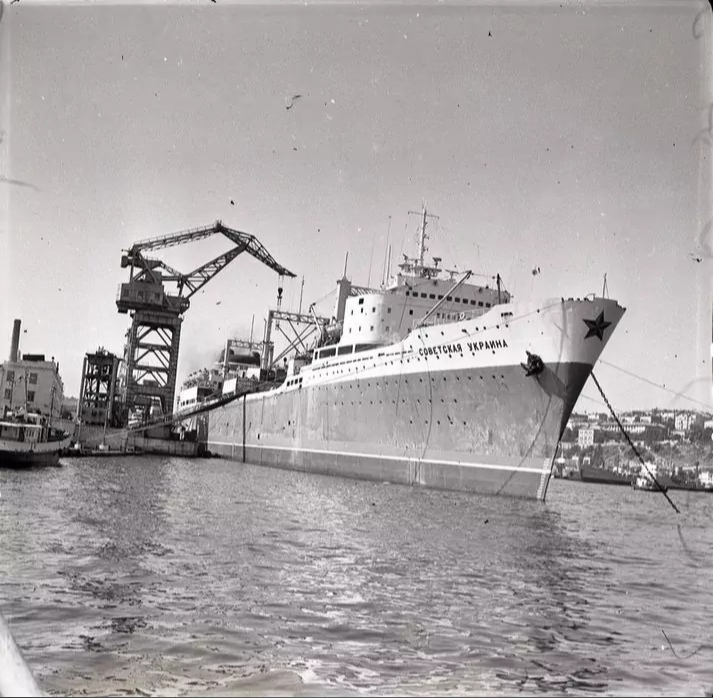 Китобойная флотилия Советская Украина.