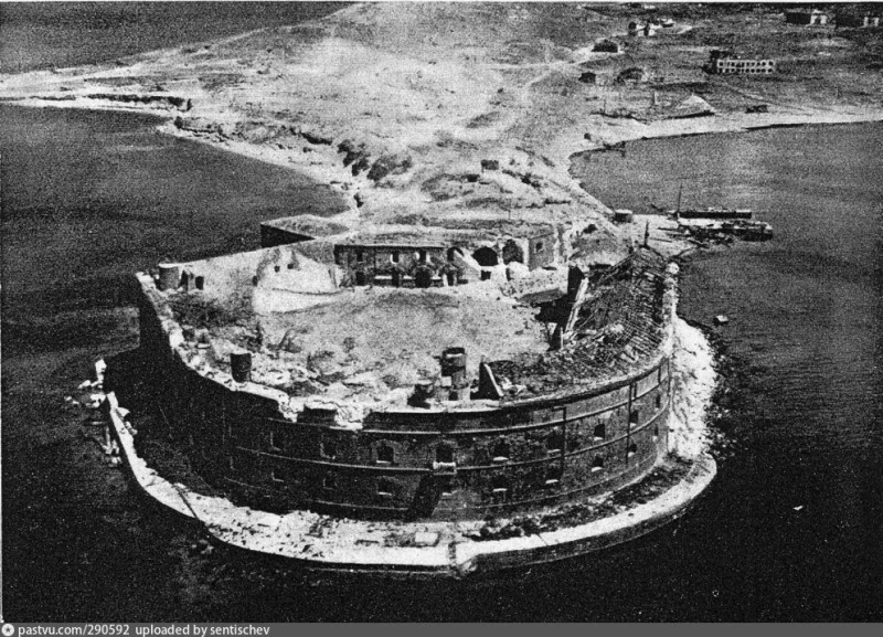 Константиновская батарея. 1944 г.