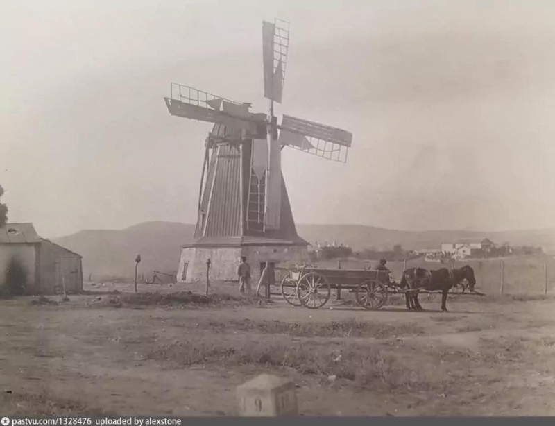 Мельница в Байдарской долине. 1910 г.