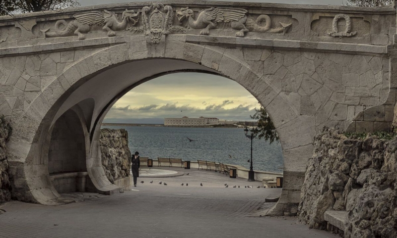 Мостик на Приморском