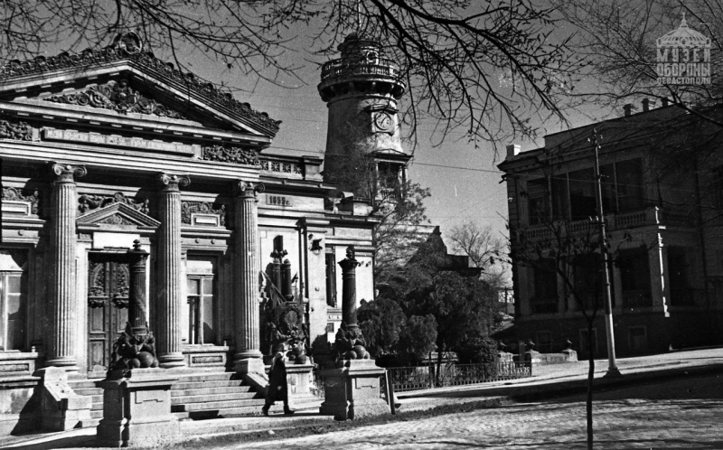 Музей флота и Минная башня. 1942 г.