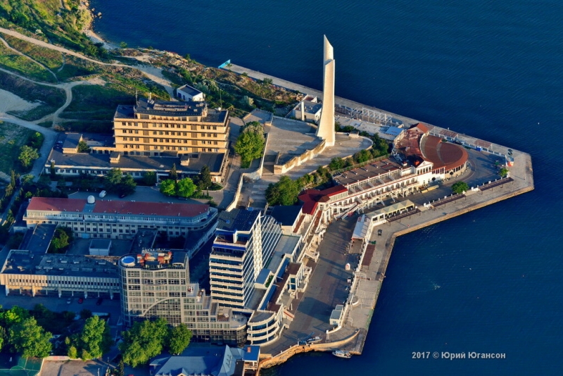 Мыс Хрустальный