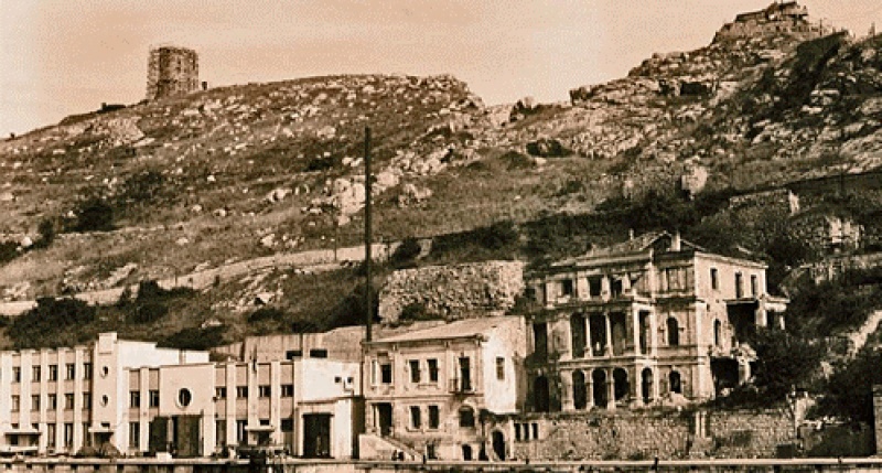 Набережная Назукина в Балаклаве....