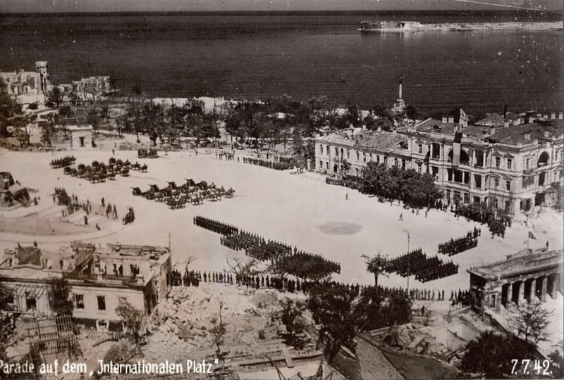 Немецкий парад в 1942 году