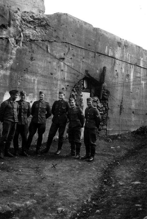 Немцы в Южном форте. 1942 г.