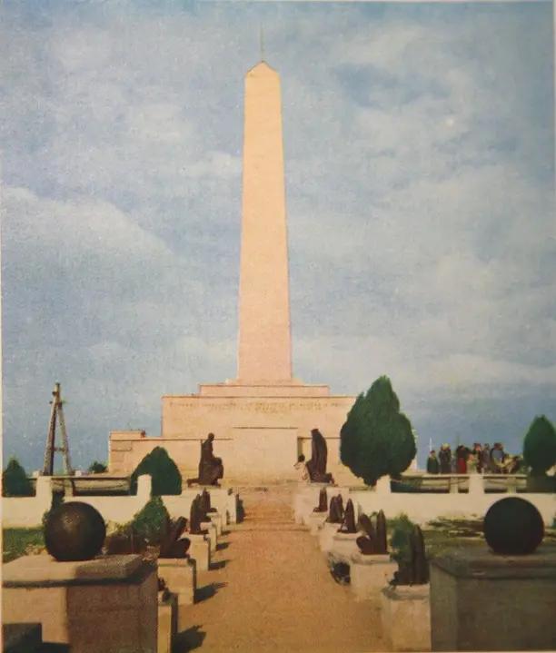 Обелиск на Сапун - горе