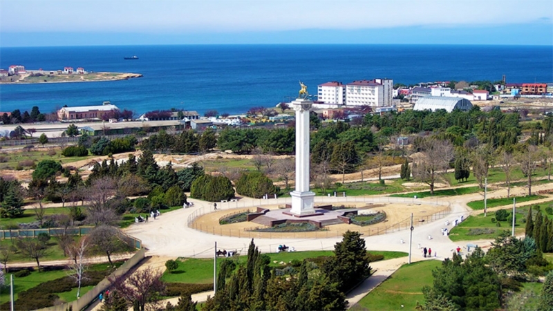 Парк Победы. Обелиск