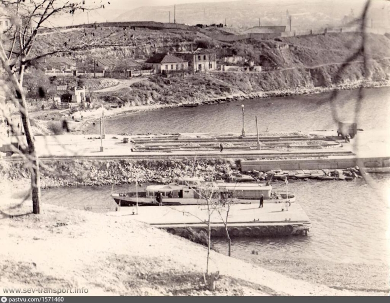 Пассажирские причалы на Северной стороне. 1960-е годы