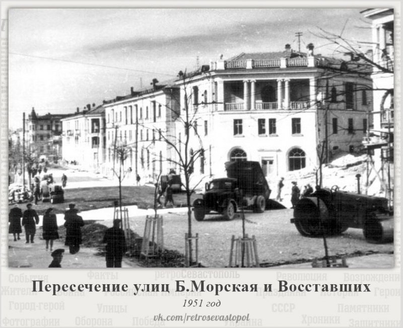 Перекресток улиц Большая Морская и Адмирала Октябрьского