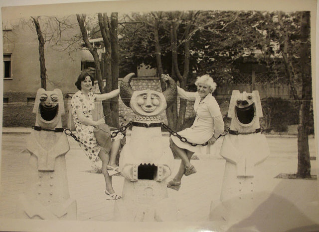 Площадь 300-летия российского флота. Мусорники