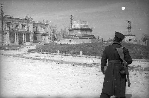 Площадь Нахимова.