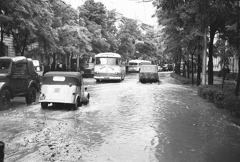 Потоп на Гоголя