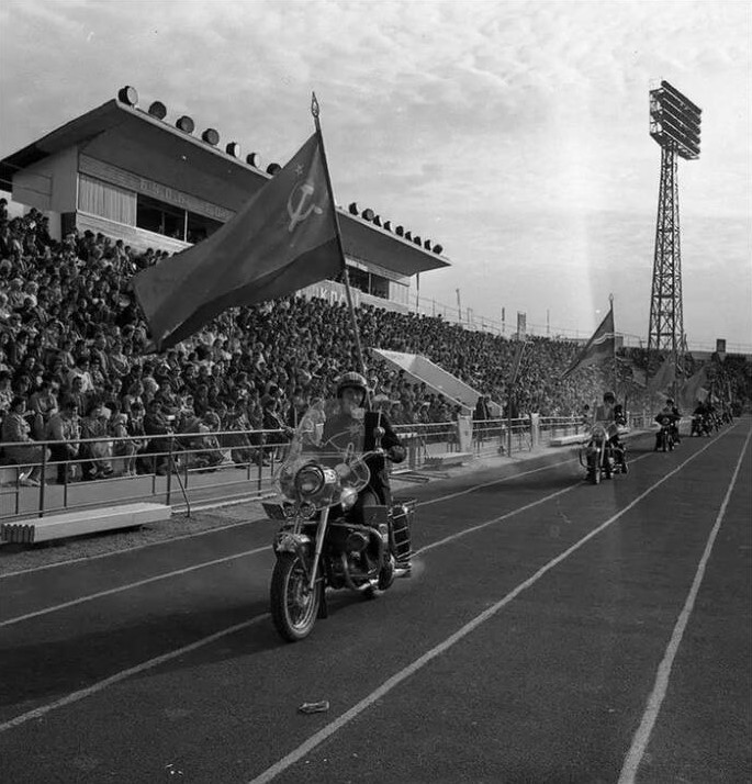 Праздник на стадионе Чайка