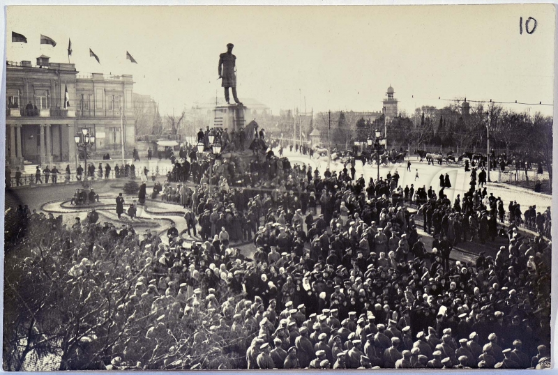 Революционный митинг. март 1917 года