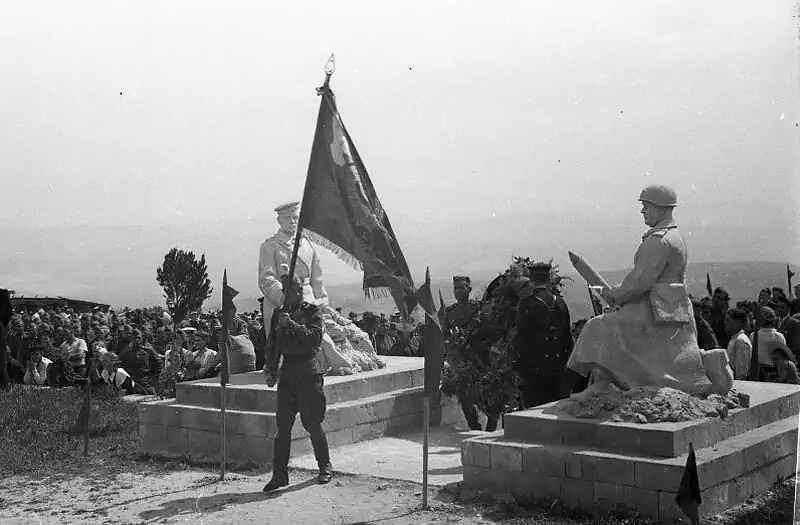 Сапун - гора. 1950 г. Диарамы еще не было построено...