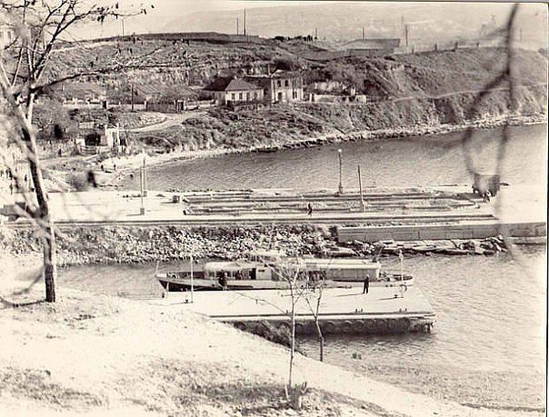 Северная сторона. Причал катеров