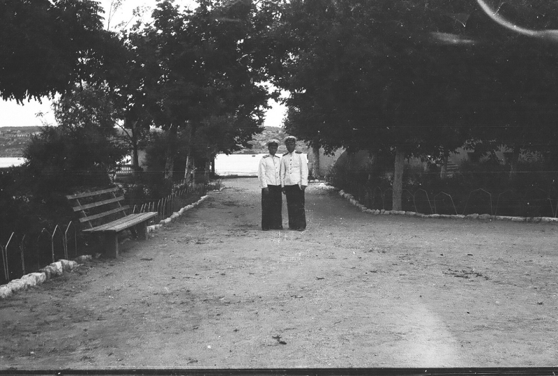 Сквер на водной станции флота. 1951 г.