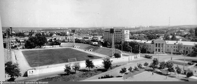 Стадион Чайка. Общий вид. 1990 г.
