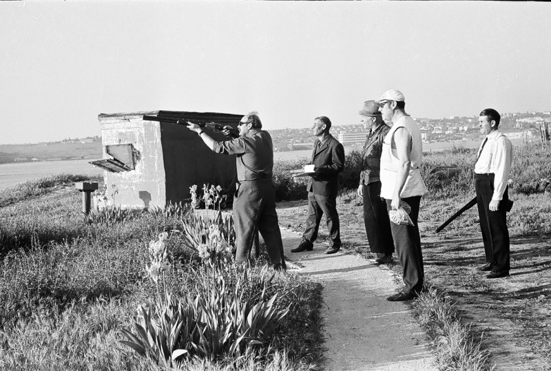 Стрелковый стенд на мысе Хрустальный. Начало 70-х годов