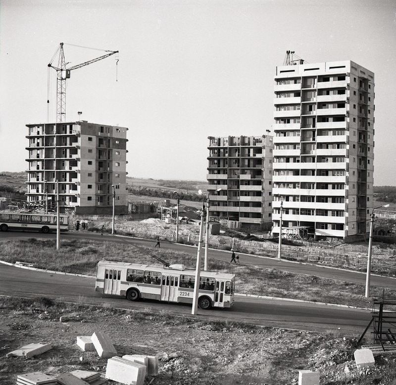 Строительство жилых домов на конечной троллейбуса проспекта Победы