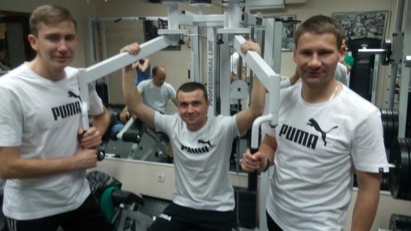 Тренировка в спортзале на судейских сборах в Евпатории.