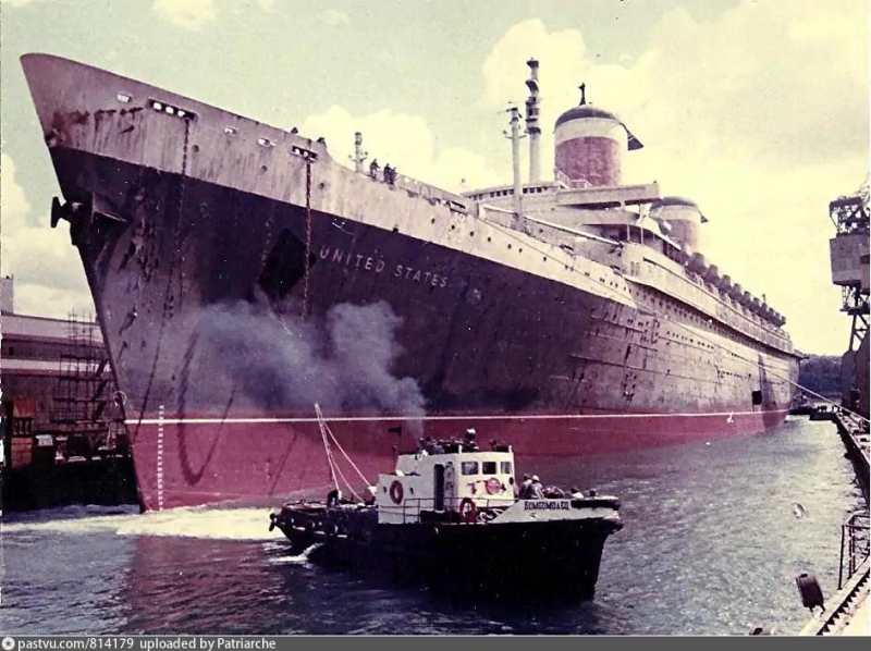 United States вводят в сухой док на Северной стороне. 1993 г.