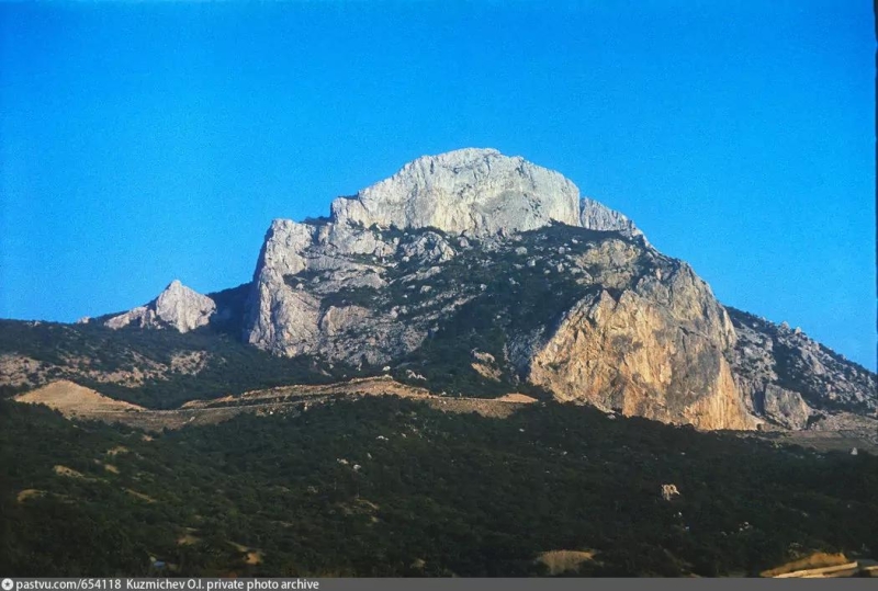Вид на гору Ильяс - Кая. Гора Краб. 1965 г.
